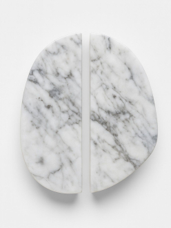 Мебельная ручка из мрамора Bianco Carrara модель №3 145мм на 105мм толщина 20мм